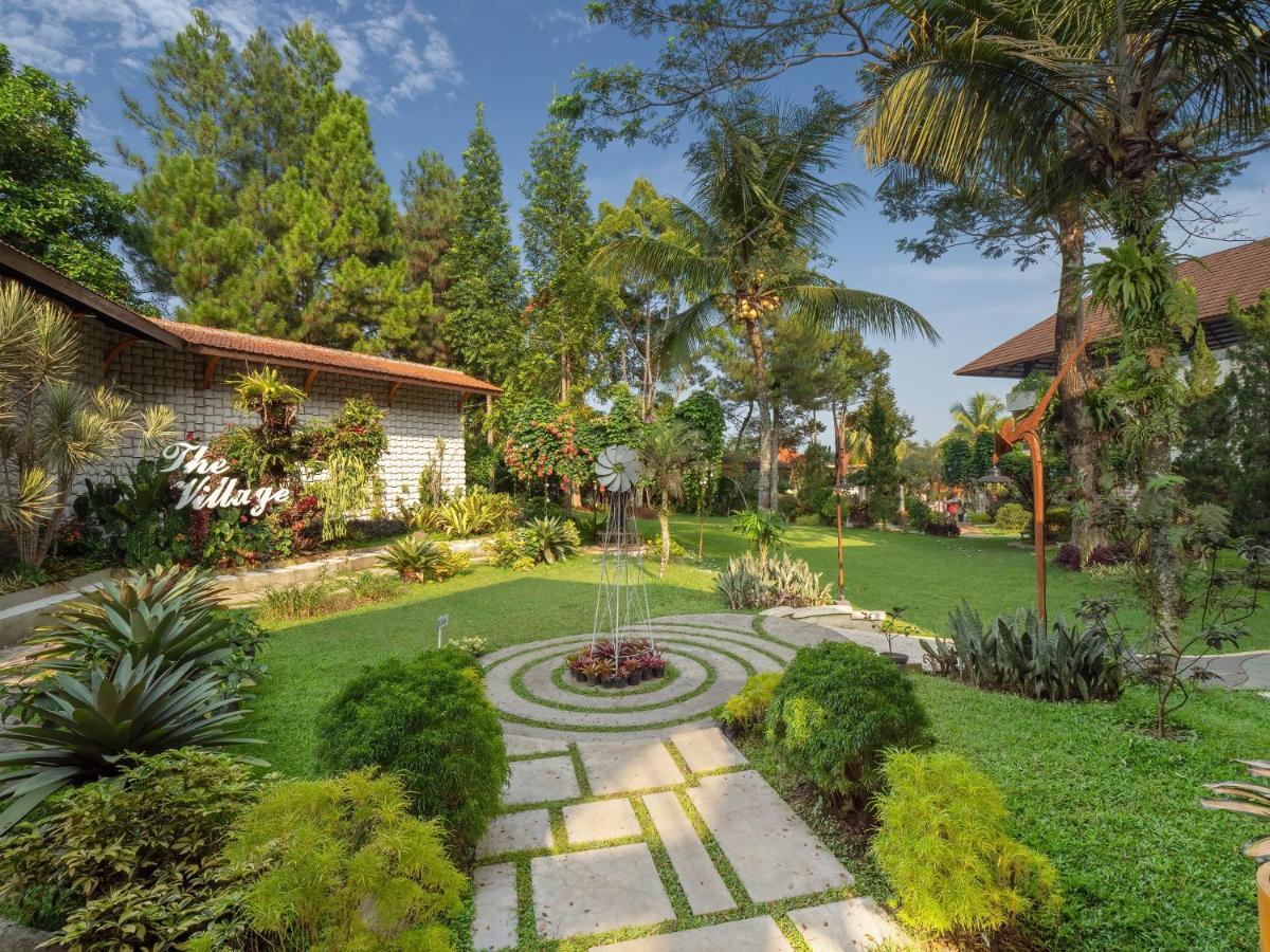 The Village Resort Bogor Exterior foto