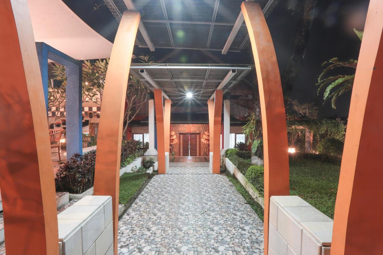 The Village Resort Bogor Exterior foto